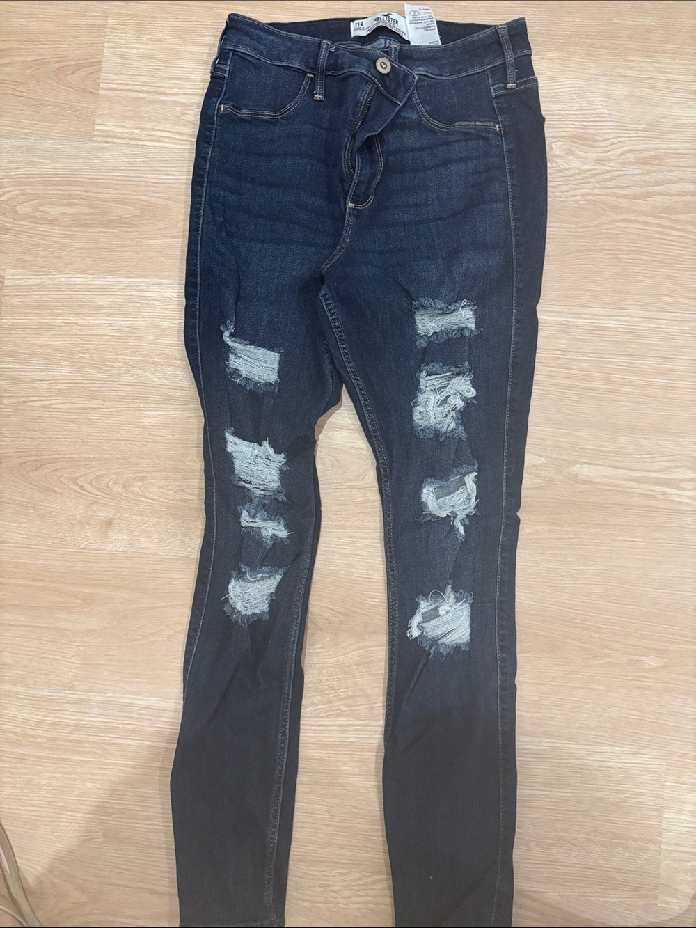 Hollister Dark Wash Distressed Skinny Jeans